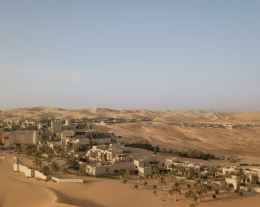 Qasr Al Sarab Desert Resort by Anantara: A Realm in the Sands