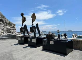 The Travelers Sculptures