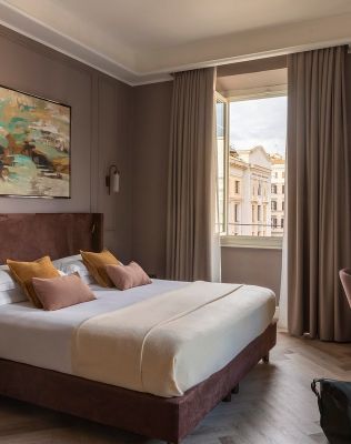 Nomos Hotel open window
