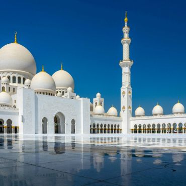 Abu Dhabi Today: Tradition and Innovation, Stillness and Ambition